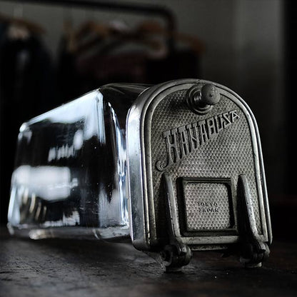 Tobacco shop jar with lid