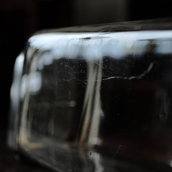 Tobacco shop jar with lid