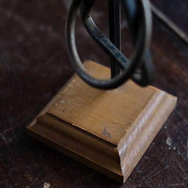 Tucker Jones House Puzzle Ring (with stand)