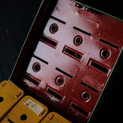 Tudor Metal Products コインバンク