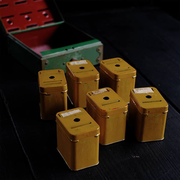 Tudor Metal Products コインバンク