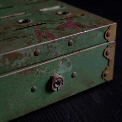 Tudor Metal Products コインバンク