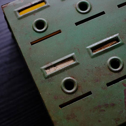 Tudor Metal Products コインバンク
