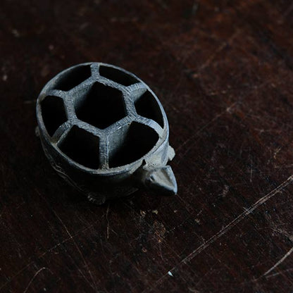 Turtle flower holder