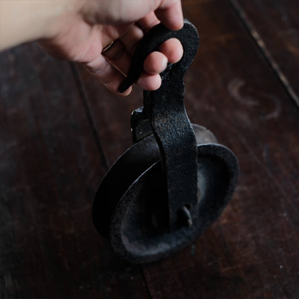 Cast iron pulley