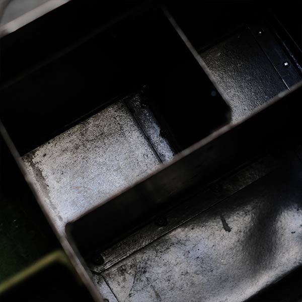 Trunk for storing equipment