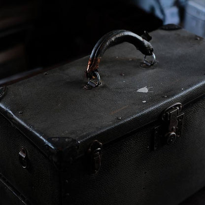 Trunk for storing equipment