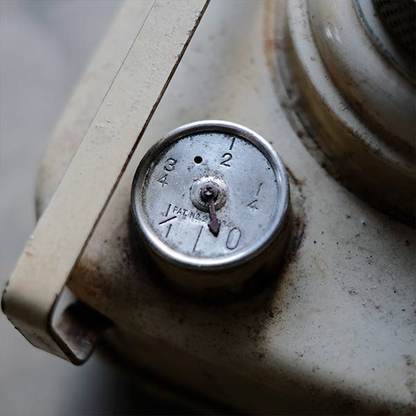 VALOR No. 15 Two-Barrel Stove (1970s)