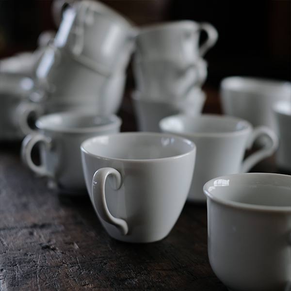 White porcelain coffee cup (deadstock)