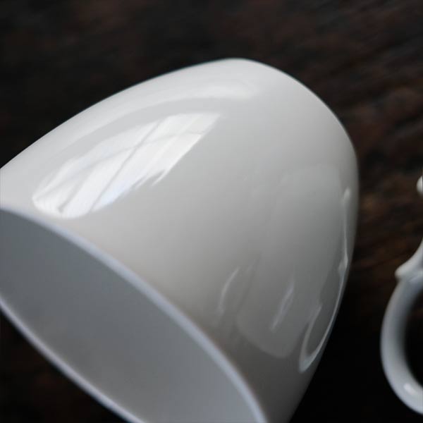 White porcelain coffee cup (deadstock)