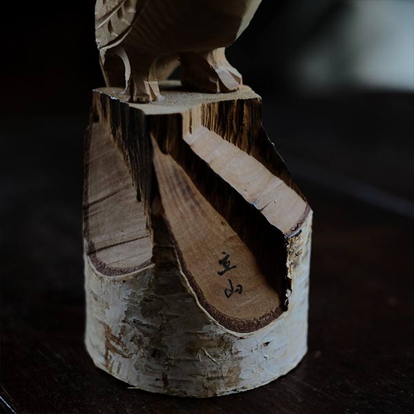 Wooden carved ptarmigan