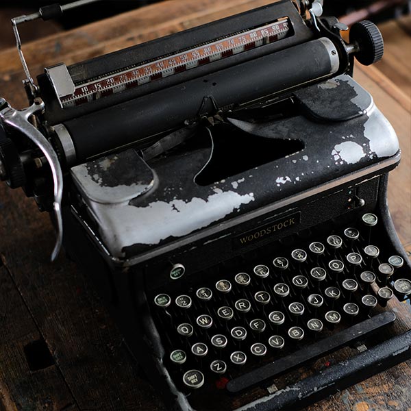 WOODSTOCK typewriter