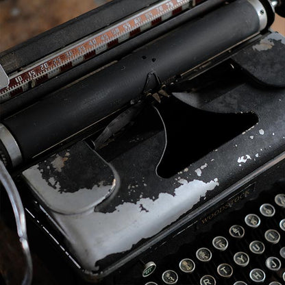 WOODSTOCK typewriter
